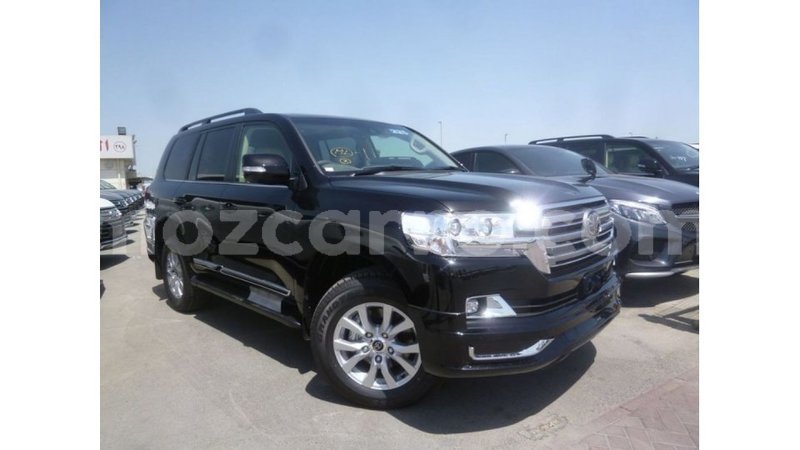 Big with watermark toyota land cruiser cabo delgado import dubai 6950