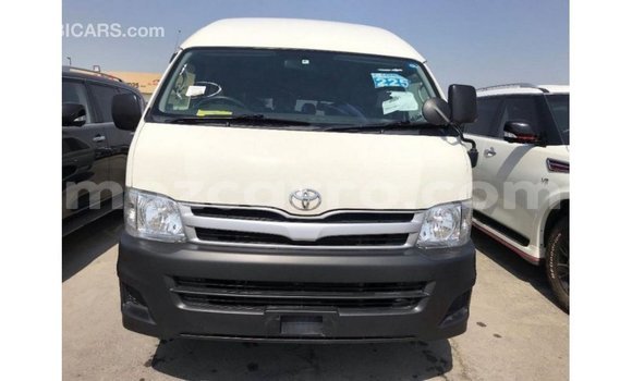 Buy Import Toyota Hiace White Car in Import - Dubai in Cabo Delgado Buy Import Toyota Hiace White Car in Import - Dubai in Cabo Delgado
