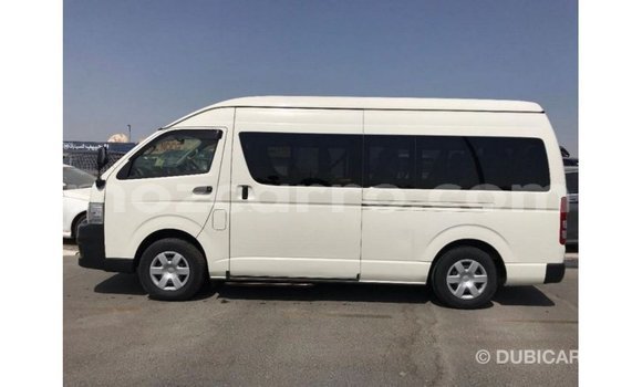 Buy Import Toyota Hiace White Car in Import - Dubai in Cabo Delgado Buy Import Toyota Hiace White Car in Import - Dubai in Cabo Delgado
