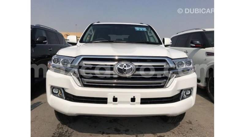 Big with watermark toyota land cruiser cabo delgado import dubai 6960