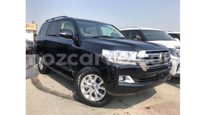 Big with watermark toyota land cruiser cabo delgado import dubai 6962