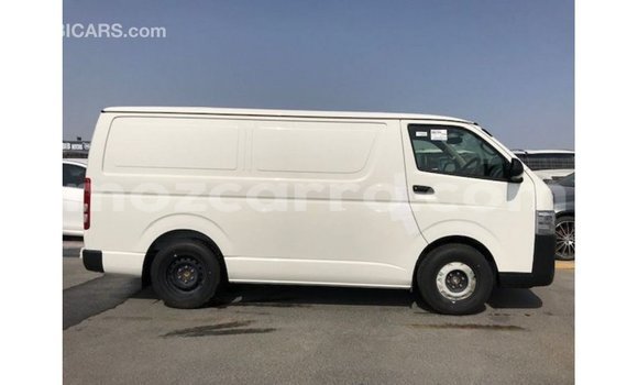Comprar Importar Toyota Hiace Branco Carro em Import - Dubai em Cabo Delgado Comprar Importar Toyota Hiace Branco Carro em Import - Dubai em Cabo Delgado