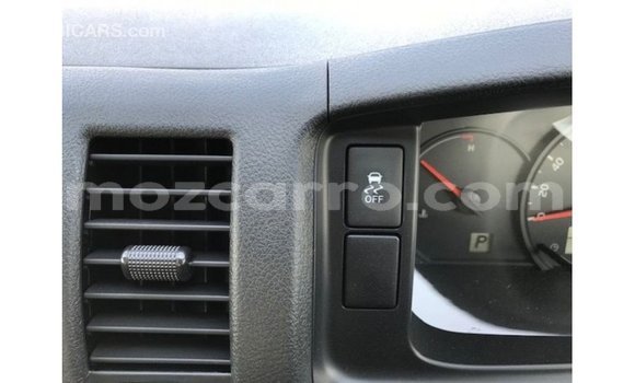 Comprar Importar Toyota Hiace Branco Carro em Import - Dubai em Cabo Delgado Comprar Importar Toyota Hiace Branco Carro em Import - Dubai em Cabo Delgado