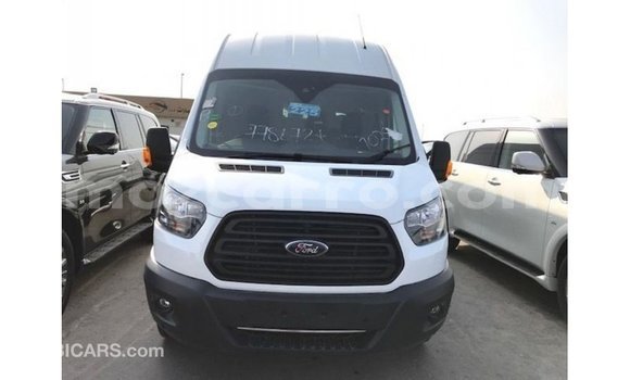 Nunua Imported Ford Club Wagon Nyeupe Gari ndani ya Import - Dubai nchini Cabo Delgado Nunua Imported Ford Club Wagon Nyeupe Gari ndani ya Import - Dubai nchini Cabo Delgado