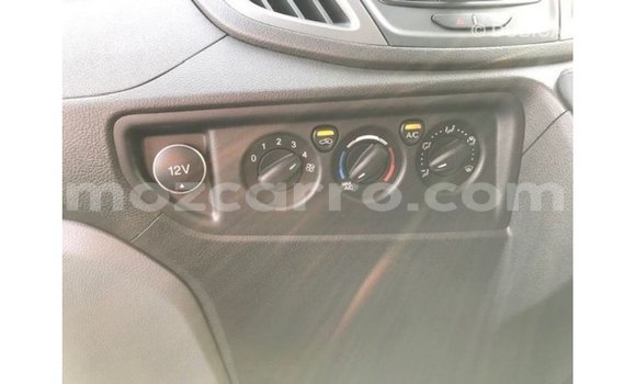 Nunua Imported Ford Club Wagon Nyeupe Gari ndani ya Import - Dubai nchini Cabo Delgado Nunua Imported Ford Club Wagon Nyeupe Gari ndani ya Import - Dubai nchini Cabo Delgado