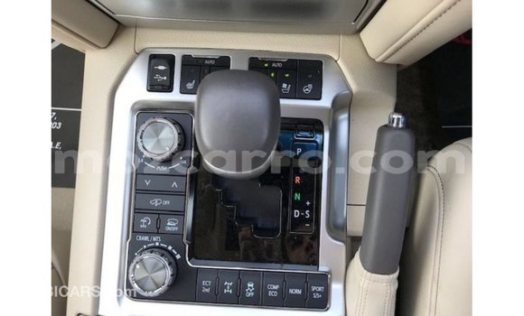 Tenga Imported Toyota Land Cruiser Chena Mota in Import - Dubai in Cabo Delgado Tenga Imported Toyota Land Cruiser Chena Mota in Import - Dubai in Cabo Delgado