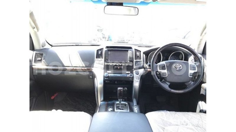 Big with watermark toyota land cruiser cabo delgado import dubai 6969