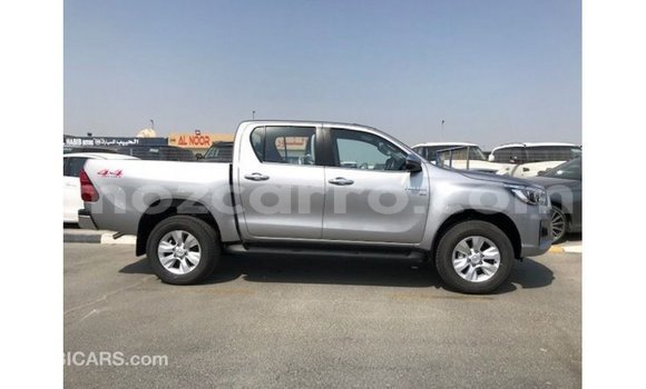 Nunua Imported Toyota Hilux Nyingine Gari ndani ya Import - Dubai nchini Cabo Delgado Nunua Imported Toyota Hilux Nyingine Gari ndani ya Import - Dubai nchini Cabo Delgado