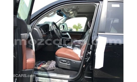 Nunua Imported Toyota Land Cruiser Nyeusi Gari ndani ya Import - Dubai nchini Cabo Delgado Nunua Imported Toyota Land Cruiser Nyeusi Gari ndani ya Import - Dubai nchini Cabo Delgado