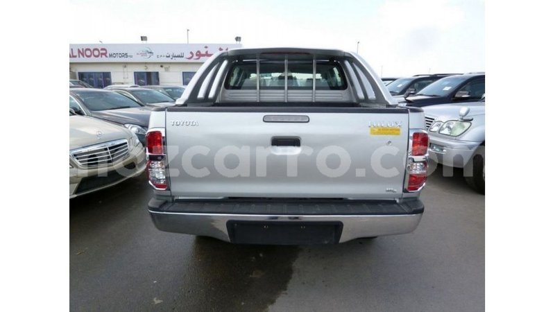 Big with watermark toyota hilux cabo delgado import dubai 6976