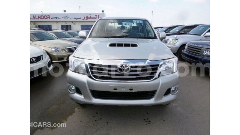 Big with watermark toyota hilux cabo delgado import dubai 6976
