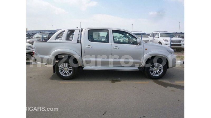 Big with watermark toyota hilux cabo delgado import dubai 6976