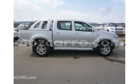 Comprar Importar Toyota Hilux De outros Carro em Import - Dubai em Cabo Delgado Comprar Importar Toyota Hilux De outros Carro em Import - Dubai em Cabo Delgado