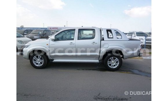 Comprar Importar Toyota Hilux De outros Carro em Import - Dubai em Cabo Delgado Comprar Importar Toyota Hilux De outros Carro em Import - Dubai em Cabo Delgado