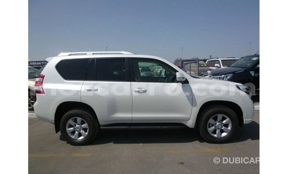 Comprar Importar Toyota Prado Branco Carro em Import - Dubai em Cabo Delgado Comprar Importar Toyota Prado Branco Carro em Import - Dubai em Cabo Delgado