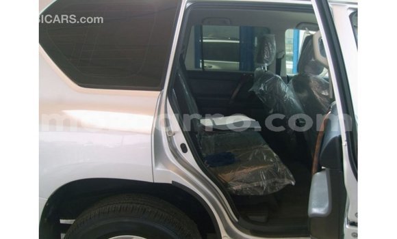 Nunua Imported Toyota Prado Nyingine Gari ndani ya Import - Dubai nchini Cabo Delgado Nunua Imported Toyota Prado Nyingine Gari ndani ya Import - Dubai nchini Cabo Delgado