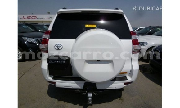 Comprar Importar Toyota Prado Branco Carro em Import - Dubai em Cabo Delgado Comprar Importar Toyota Prado Branco Carro em Import - Dubai em Cabo Delgado