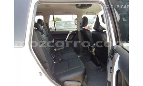 Comprar Importar Toyota Prado Branco Carro em Import - Dubai em Cabo Delgado Comprar Importar Toyota Prado Branco Carro em Import - Dubai em Cabo Delgado