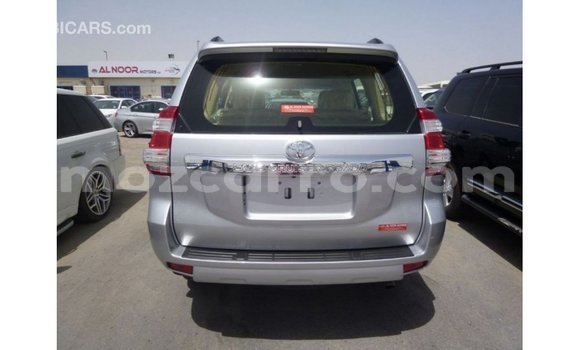 Comprar Importar Toyota Prado De outros Carro em Import - Dubai em Cabo Delgado Comprar Importar Toyota Prado De outros Carro em Import - Dubai em Cabo Delgado