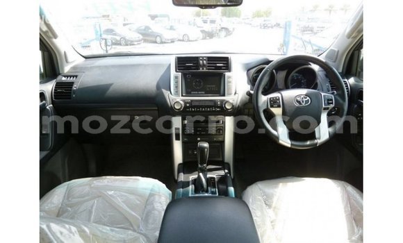 Comprar Importar Toyota Prado Azul Carro em Import - Dubai em Cabo Delgado Comprar Importar Toyota Prado Azul Carro em Import - Dubai em Cabo Delgado