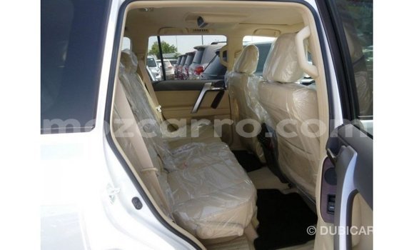 Nunua Imported Toyota Prado Nyeupe Gari ndani ya Import - Dubai nchini Cabo Delgado Nunua Imported Toyota Prado Nyeupe Gari ndani ya Import - Dubai nchini Cabo Delgado