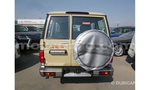 Nunua Imported Toyota Land Cruiser Beige Gari ndani ya Import - Dubai nchini Cabo Delgado Nunua Imported Toyota Land Cruiser Beige Gari ndani ya Import - Dubai nchini Cabo Delgado