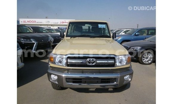 Nunua Imported Toyota Land Cruiser Beige Gari ndani ya Import - Dubai nchini Cabo Delgado Nunua Imported Toyota Land Cruiser Beige Gari ndani ya Import - Dubai nchini Cabo Delgado