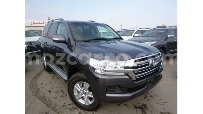 Big with watermark toyota land cruiser cabo delgado import dubai 7018