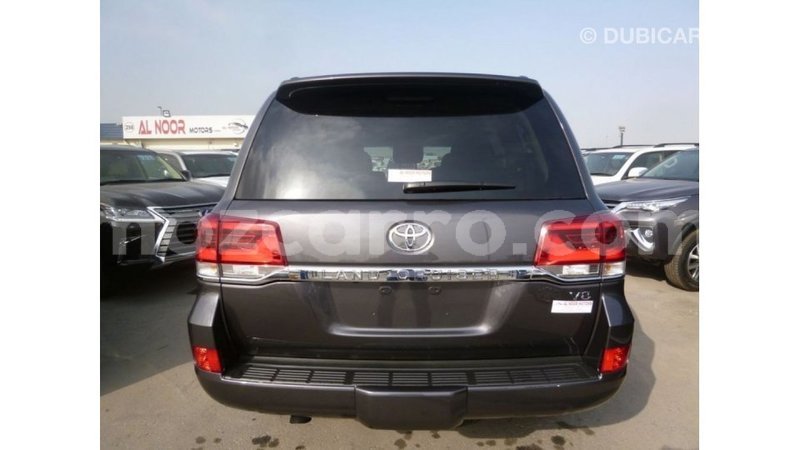 Big with watermark toyota land cruiser cabo delgado import dubai 7018