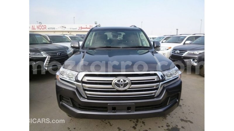 Big with watermark toyota land cruiser cabo delgado import dubai 7018