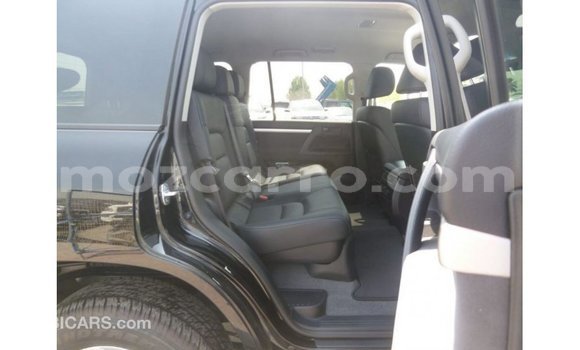 Nunua Imported Toyota Land Cruiser Nyeusi Gari ndani ya Import - Dubai nchini Cabo Delgado Nunua Imported Toyota Land Cruiser Nyeusi Gari ndani ya Import - Dubai nchini Cabo Delgado