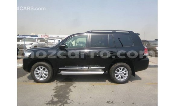 Nunua Imported Toyota Land Cruiser Nyeusi Gari ndani ya Import - Dubai nchini Cabo Delgado Nunua Imported Toyota Land Cruiser Nyeusi Gari ndani ya Import - Dubai nchini Cabo Delgado