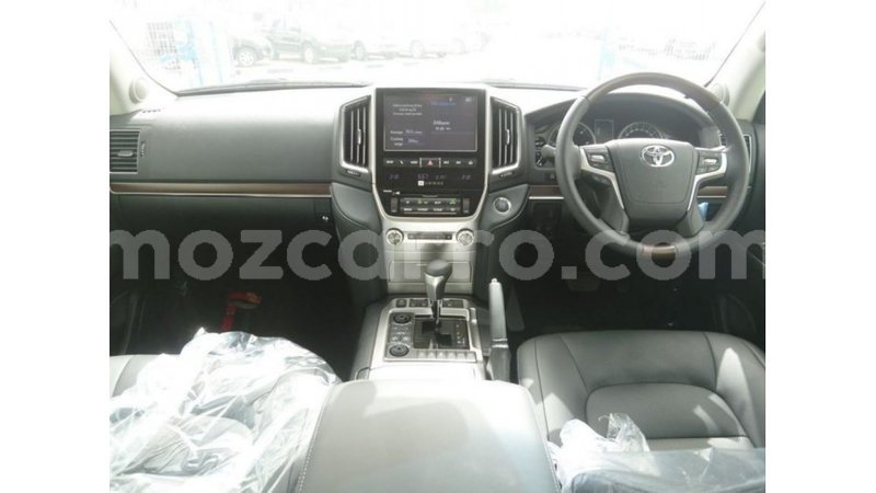 Big with watermark toyota land cruiser cabo delgado import dubai 7020