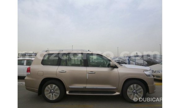 Comprar Importar Toyota Land Cruiser De outros Carro em Import - Dubai em Cabo Delgado Comprar Importar Toyota Land Cruiser De outros Carro em Import - Dubai em Cabo Delgado