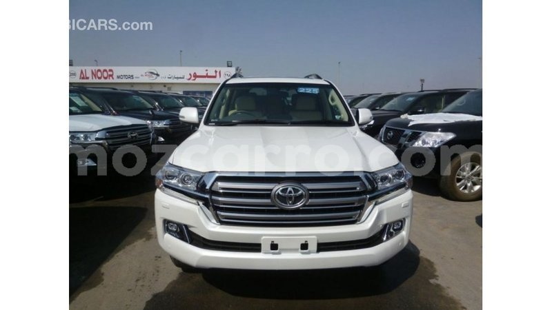 Big with watermark toyota land cruiser cabo delgado import dubai 7023