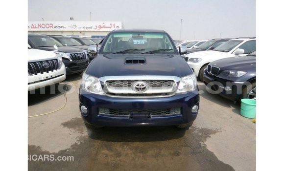 Comprar Importar Toyota Hilux Azul Carro em Import - Dubai em Cabo Delgado Comprar Importar Toyota Hilux Azul Carro em Import - Dubai em Cabo Delgado