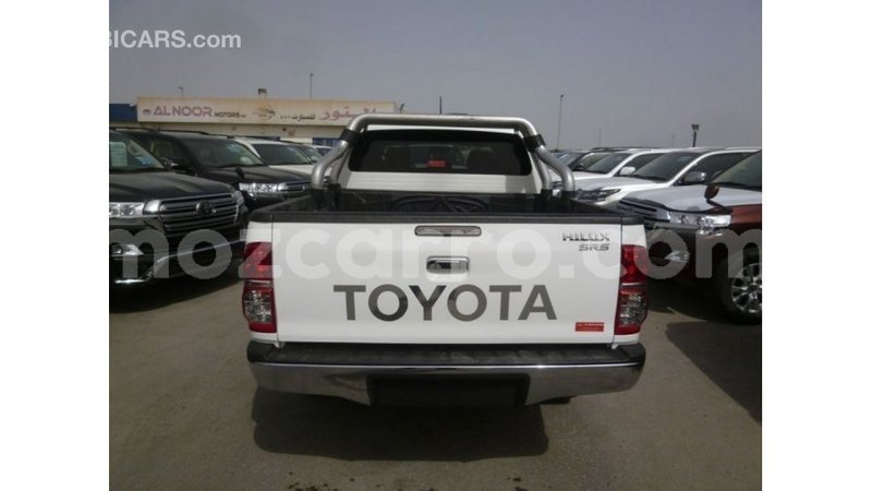 Big with watermark toyota hilux cabo delgado import dubai 7033