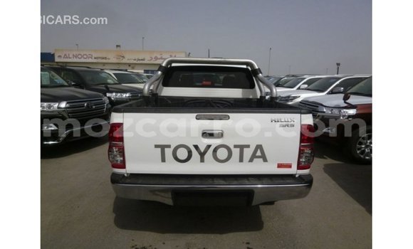 Buy Import Toyota Hilux White Car in Import - Dubai in Cabo Delgado Buy Import Toyota Hilux White Car in Import - Dubai in Cabo Delgado