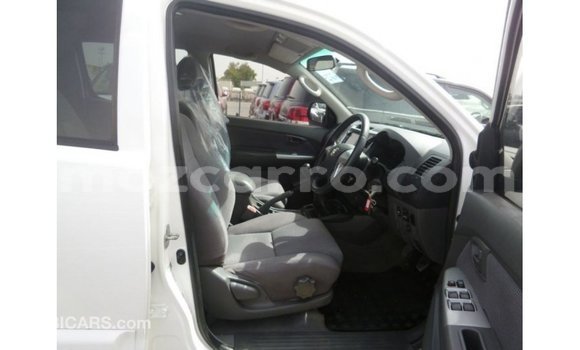Buy Import Toyota Hilux White Car in Import - Dubai in Cabo Delgado Buy Import Toyota Hilux White Car in Import - Dubai in Cabo Delgado