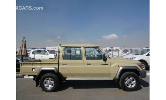 Nunua Imported Toyota Land Cruiser Beige Gari ndani ya Import - Dubai nchini Cabo Delgado Nunua Imported Toyota Land Cruiser Beige Gari ndani ya Import - Dubai nchini Cabo Delgado