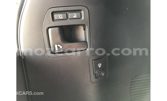 Tenga Imported Toyota Land Cruiser Chena Mota in Import - Dubai in Cabo Delgado Tenga Imported Toyota Land Cruiser Chena Mota in Import - Dubai in Cabo Delgado