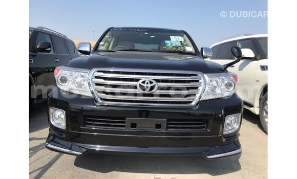 Nunua Imported Toyota Land Cruiser Nyeusi Gari ndani ya Import - Dubai nchini Cabo Delgado Nunua Imported Toyota Land Cruiser Nyeusi Gari ndani ya Import - Dubai nchini Cabo Delgado