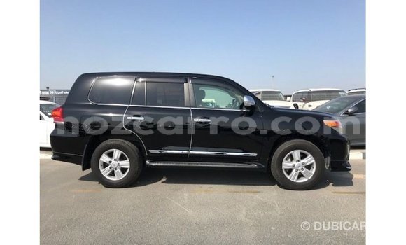 Nunua Imported Toyota Land Cruiser Nyeusi Gari ndani ya Import - Dubai nchini Cabo Delgado Nunua Imported Toyota Land Cruiser Nyeusi Gari ndani ya Import - Dubai nchini Cabo Delgado