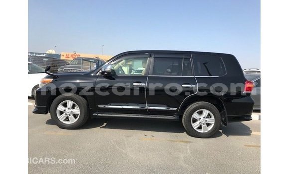 Nunua Imported Toyota Land Cruiser Nyeusi Gari ndani ya Import - Dubai nchini Cabo Delgado Nunua Imported Toyota Land Cruiser Nyeusi Gari ndani ya Import - Dubai nchini Cabo Delgado