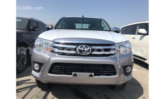 Nunua Imported Toyota Hilux Nyingine Gari ndani ya Import - Dubai nchini Cabo Delgado Nunua Imported Toyota Hilux Nyingine Gari ndani ya Import - Dubai nchini Cabo Delgado