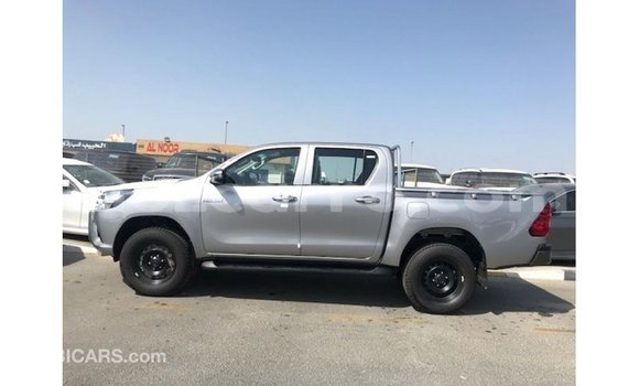 Nunua Imported Toyota Hilux Nyingine Gari ndani ya Import - Dubai nchini Cabo Delgado Nunua Imported Toyota Hilux Nyingine Gari ndani ya Import - Dubai nchini Cabo Delgado
