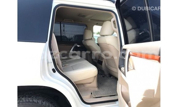 Tenga Imported Toyota Land Cruiser Chena Mota in Import - Dubai in Cabo Delgado Tenga Imported Toyota Land Cruiser Chena Mota in Import - Dubai in Cabo Delgado