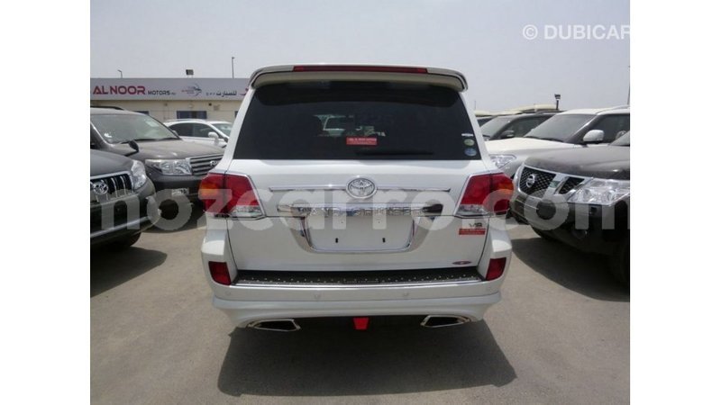 Big with watermark toyota land cruiser cabo delgado import dubai 7063