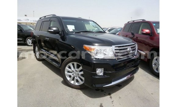 Comprar Importar Toyota Land Cruiser Preto Carro em Import - Dubai em Cabo Delgado Comprar Importar Toyota Land Cruiser Preto Carro em Import - Dubai em Cabo Delgado