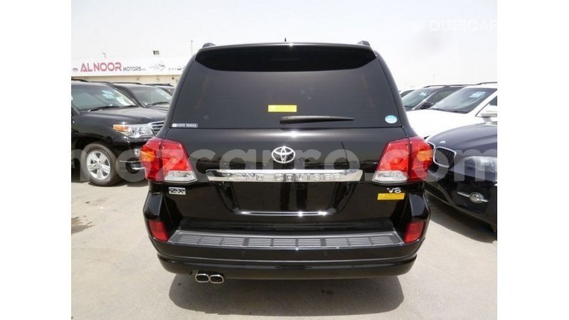 Big with watermark toyota land cruiser cabo delgado import dubai 7065